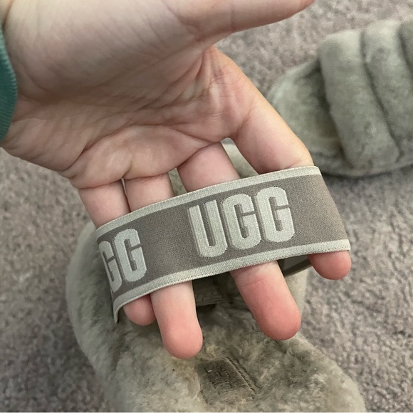 UGG women’s fluff yeah slipper - Picture 6 of 7